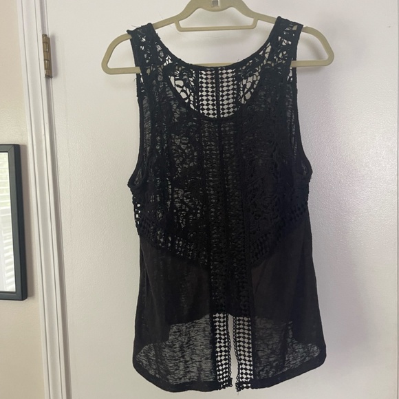 Mossimo Crochet Spilt Back Tank Top - Picture 6 of 9